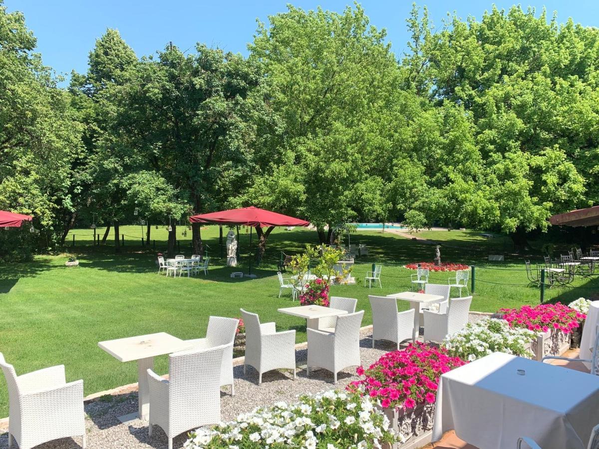 Hotel Villa Luppis Pasiano Di Pordenone Екстер'єр фото