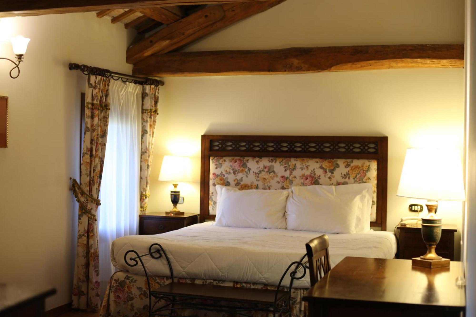 Hotel Villa Luppis Pasiano Di Pordenone Екстер'єр фото