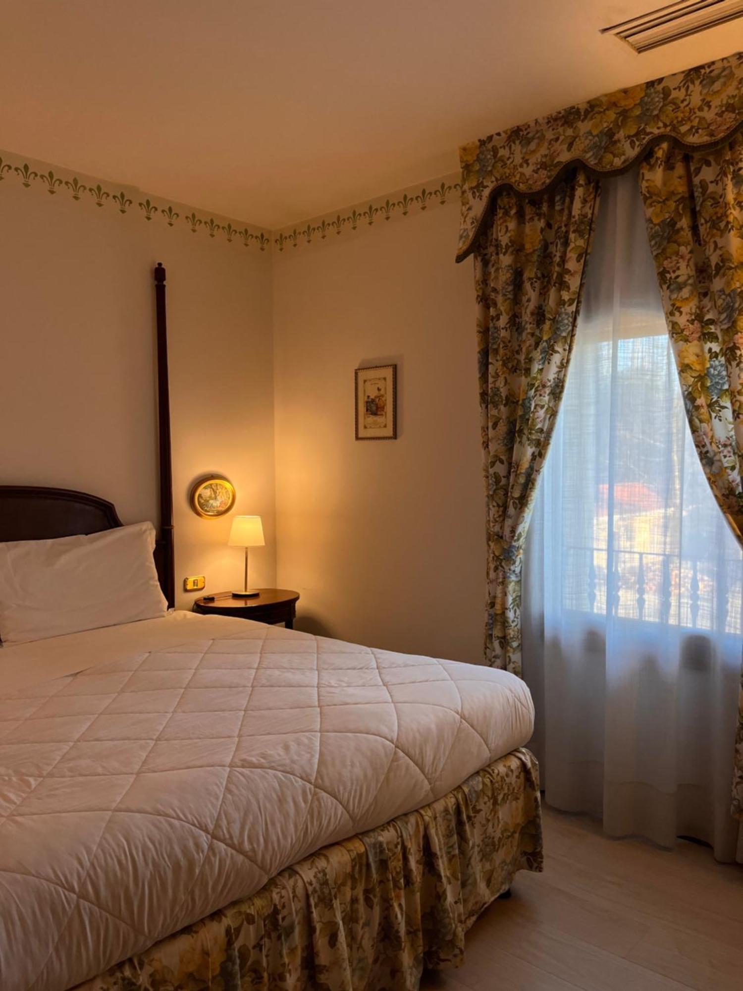 Hotel Villa Luppis Pasiano Di Pordenone Екстер'єр фото