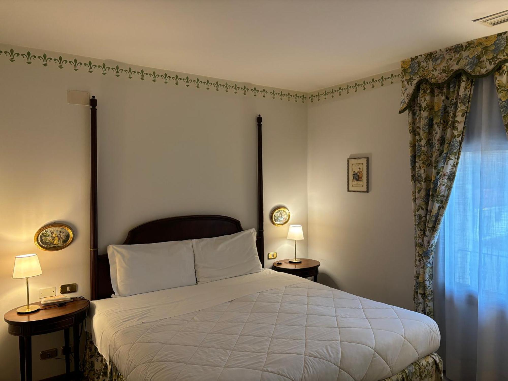 Hotel Villa Luppis Pasiano Di Pordenone Екстер'єр фото